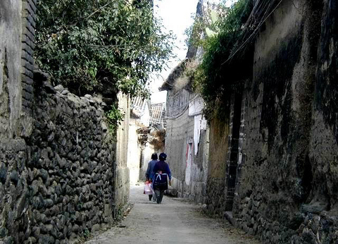 到云南大理喜洲古鎮吹吹風