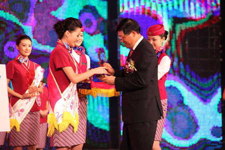 南航中國亞運(yùn)空姐招募大匯全國總決賽圓滿落幕