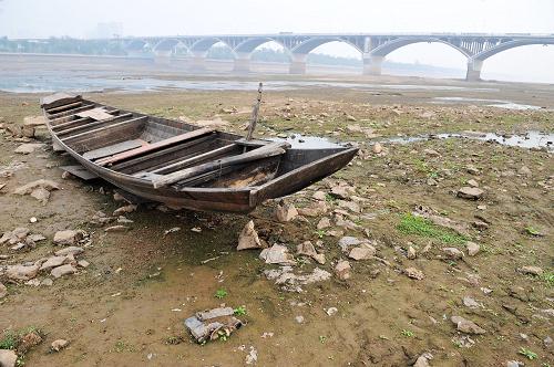 湘江長(zhǎng)沙段水位再創(chuàng)新低