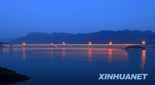 三峽水庫水位首次出現滯漲