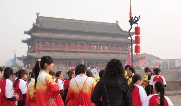 2009年西安城墻國際馬拉松紀(jì)實