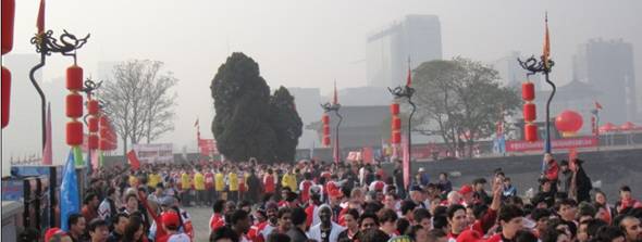2009年西安城墻國際馬拉松紀(jì)實