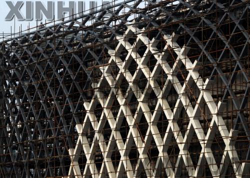 上海世博園區歐非展館陸續亮相