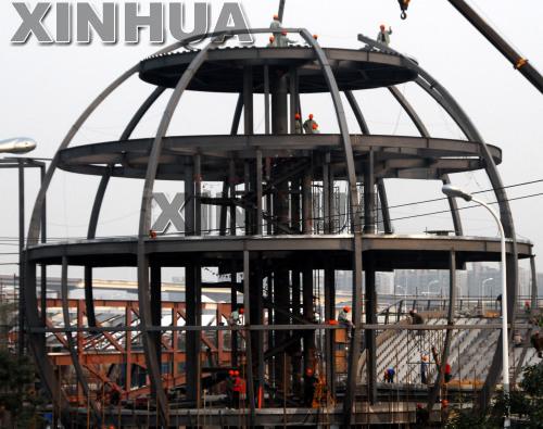 上海世博園區歐非展館陸續亮相