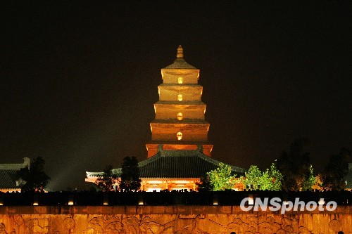 西安大雁塔逐漸改“斜”歸正 回歸原位尚需千年