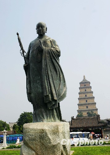 西安大雁塔逐漸改“斜”歸正 回歸原位尚需千年