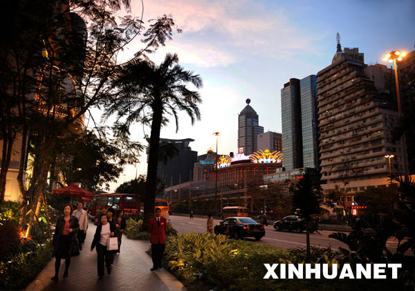 澳門回歸十周年經濟篇:微型經濟體的發展奇跡