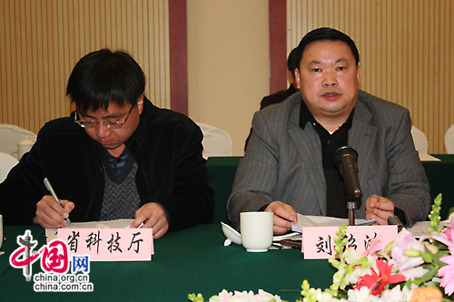 云南省:實現和諧發展 開創西部大開發新局面