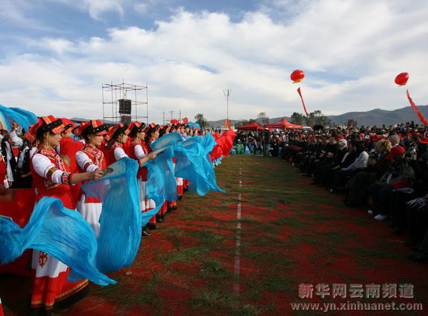 駐華使節云南歡度平安夜
