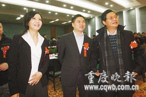 重慶忠縣書記縣長出演本縣投拍電視劇