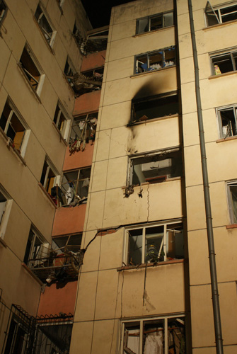 哈爾濱一居民樓燃氣爆炸 樓板坍塌3人受傷