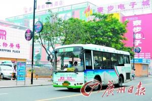 東莞200名公交員工嫌工資低集體罷運