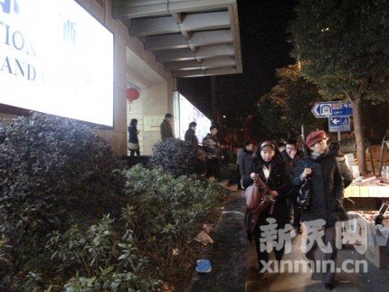 上海一市容協管員與小販發生沖突被刺死(圖)