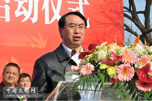 關(guān)愛(ài)空巢老人 建設(shè)文明和諧新南通