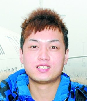 國內(nèi)首例公開辦婚禮同性戀者每天遭數(shù)十人圍觀