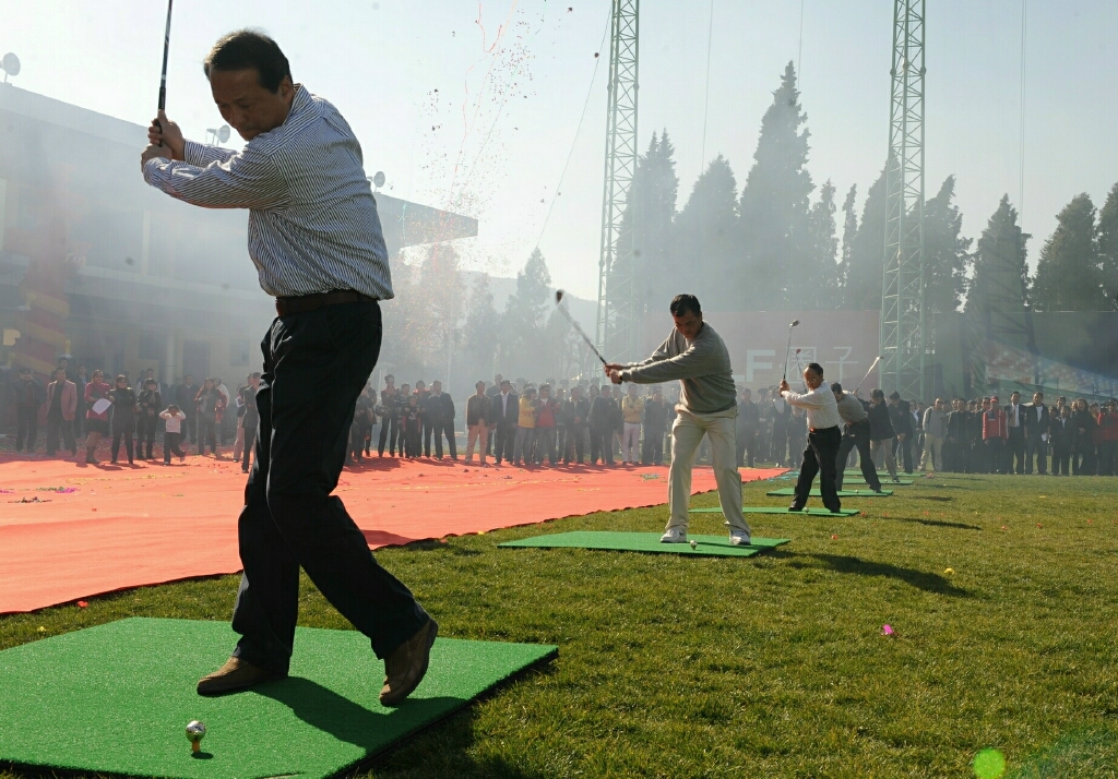 張連偉的高爾夫情結