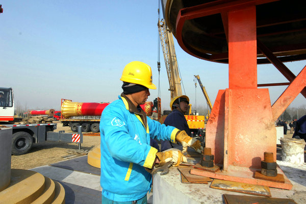 56根民族團結柱“試放”奧林匹克公園