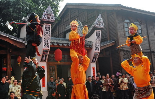 “海峽兩岸民間藝術(shù)嘉年華”在福州舉行