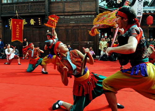 “海峽兩岸民間藝術(shù)嘉年華”在福州舉行