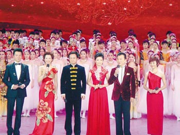 網友質疑:央視春晚目標難道是劉老根大舞臺年終版