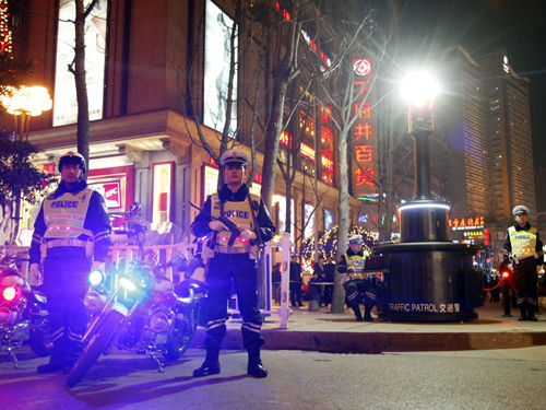 重慶將建女子交巡警隊 配蘭博基尼警車(組圖)