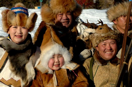 鄂倫春獵民舉行迎春儀式