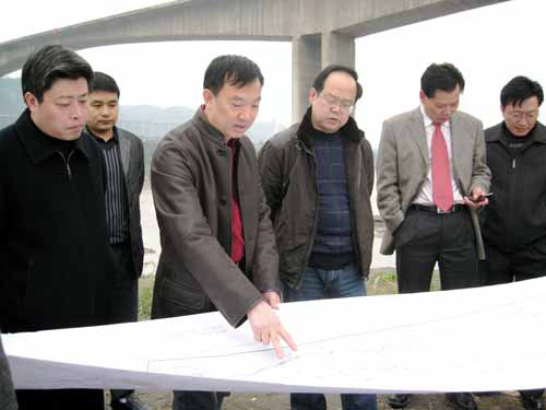 打造經濟強縣 促進民生工程