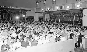 專家解讀選舉法4次修改:暫不規(guī)定流動(dòng)人口選舉