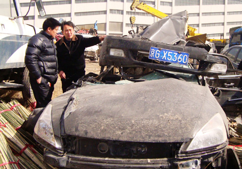 武漢“信義兄弟”感動河南交警