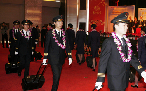 昆明—迪拜國際航線開通 游客機票節約20%