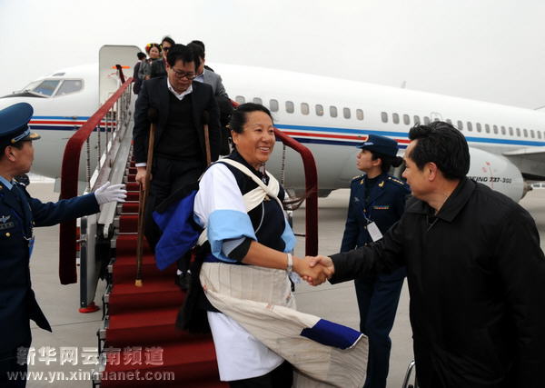 來自云南的全國政協委員抵京