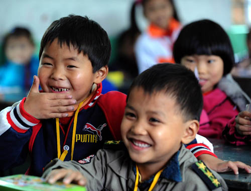 十萬外來工子女晉江喜上學(xué)