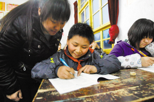 別樣留守生活 明天充滿希望——南川三泉鎮春蕾學校多種形式關愛留守兒童