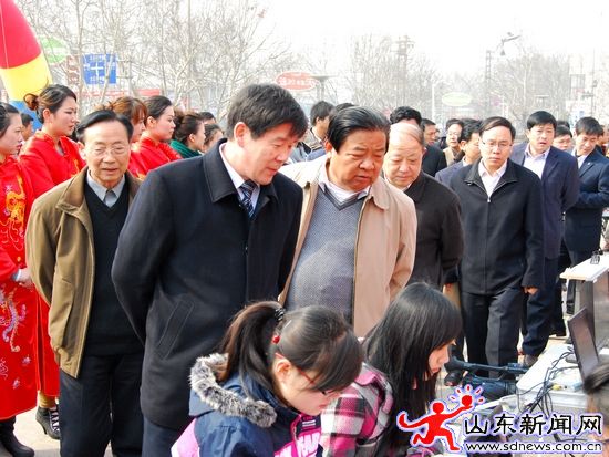 網(wǎng)上濟(jì)寧·網(wǎng)上民聲為您連線啟動儀式隆重舉行