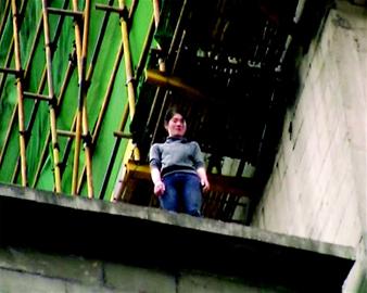 成都“野蠻女友”上演跳樓秀 成被刑拘第一人