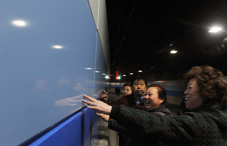 外灘隧道通車在即 幕后英雄提前驗(yàn)收