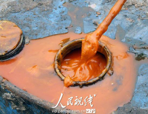 湖北襄樊查封23噸地溝油
