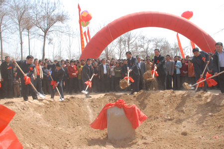 知名企業(yè)家程道興捐資數(shù)千萬元建設(shè)新農(nóng)村