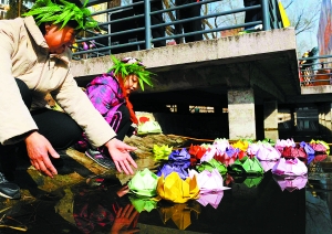 清明節(jié)首日北京60萬市民趕祭 較去年同期減12萬