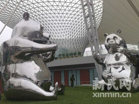 世博會(huì)園區(qū)雕塑群今日正式落成