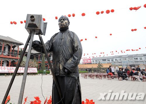 古裝真人秀 驚煞眾游人