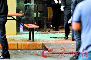 廣東佛山發生槍戰事件 百余人員用長刀互相砍殺