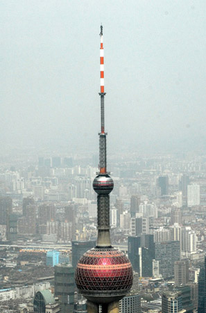 未受火災影響 東方明珠塔正常開門迎客