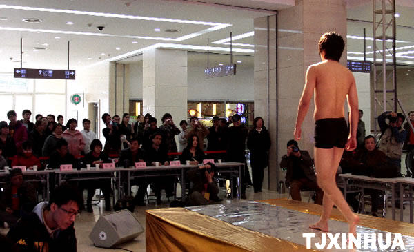 天津舉辦時(shí)尚精英模特大賽