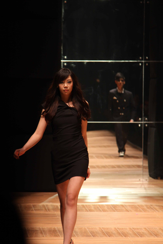 首屆海西國際時裝周開幕 流行時尚風(fēng)席卷石獅