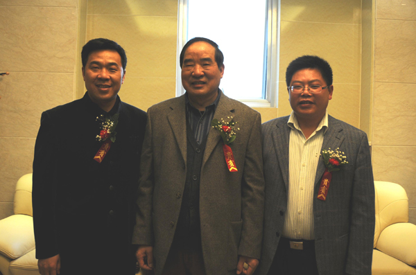 首都書畫家黃正襄、周森等慰問“河南慈善愛心人士”