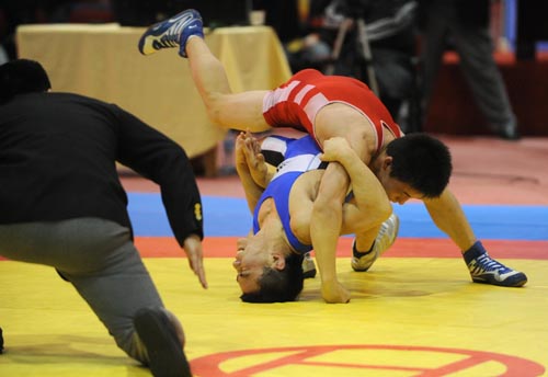 全國(guó)男子古典式摔跤錦標(biāo)賽：王路敏獲得55公斤級(jí)冠軍