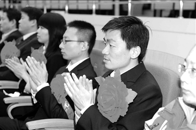 王寶強獲評先進工作者