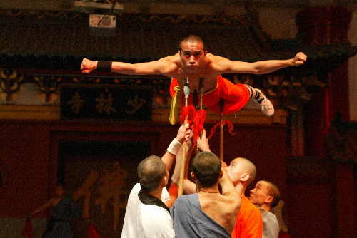 嵩山少林景區廣撒“英雄帖” 邀游客“五一”“打擂”