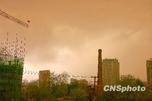 河北64縣市狂風大作 石家莊晝如黑夜邯鄲鐵塔倒地